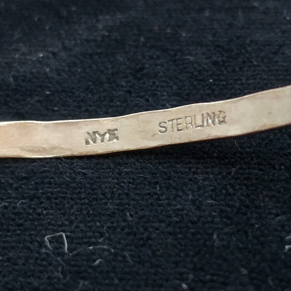 NYE Sterling Vine Leaf Bangle Thin Handmade Stackable - Picture 4 of 5